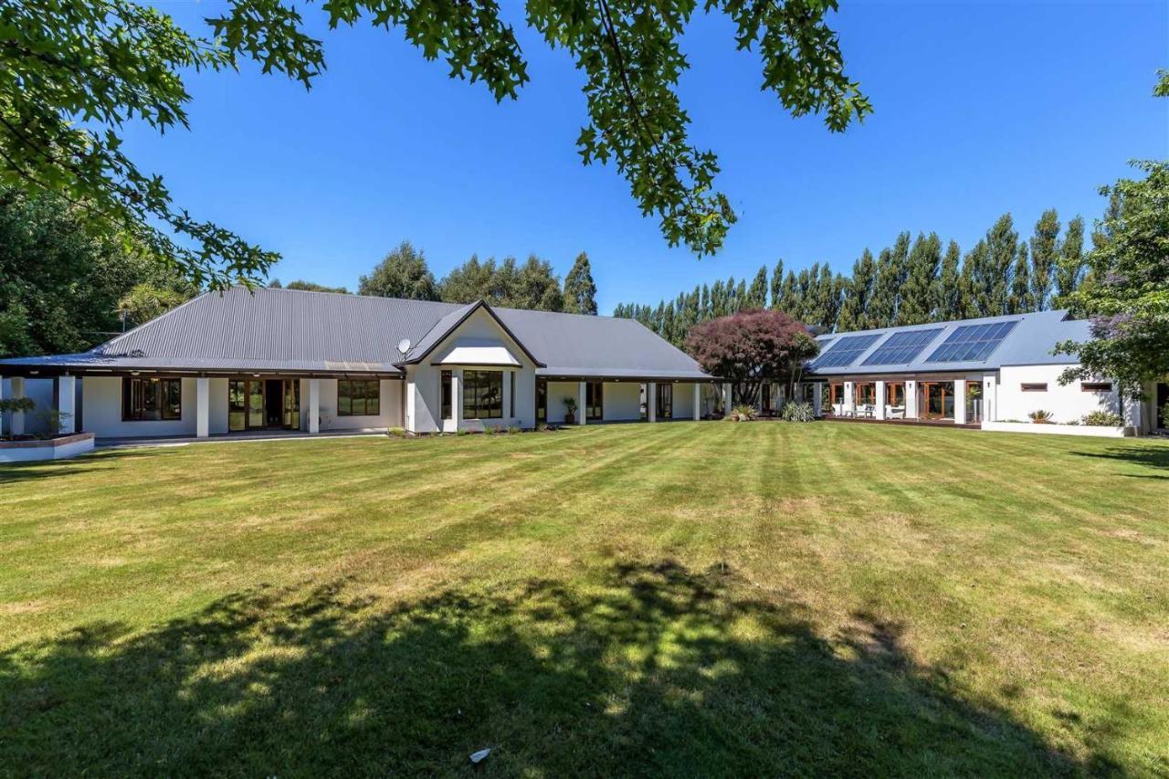 Bond Estate Luxury Accommodation Christchurch Zewnętrze zdjęcie